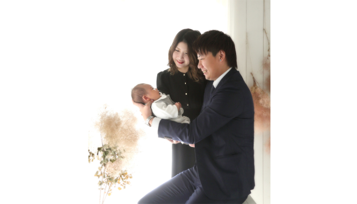 お宮参り 百日 赤ちゃん 撮影 おしゃれ カジュアル スタジオ